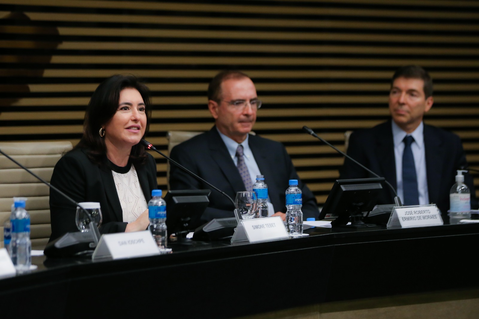 O Brasil precisa voltar a crescer, diz ministra Simone Tebet