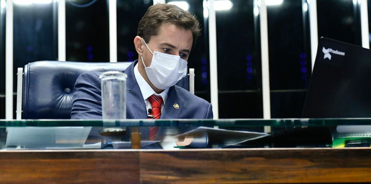 Governo trava reforma tributária, diz vice-presidente do senado