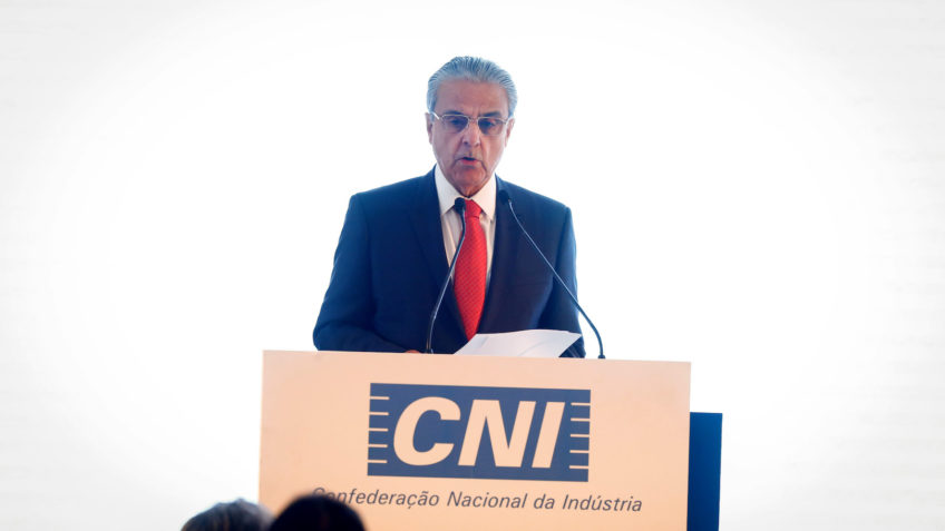 CNI pede ao Congresso prioridade para reforma tributária